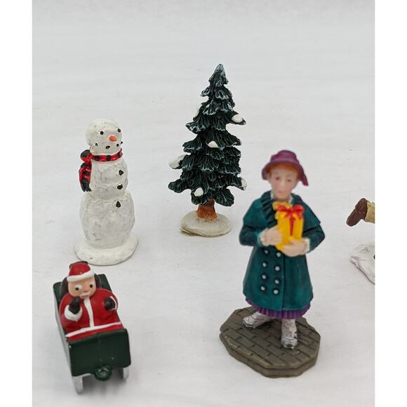 Lemax Christmas Figurines Hugging Santa Claus Tree - Picture 4 of 12